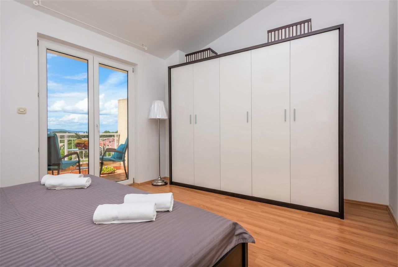 Apartment Andor Makarska Exterior foto
