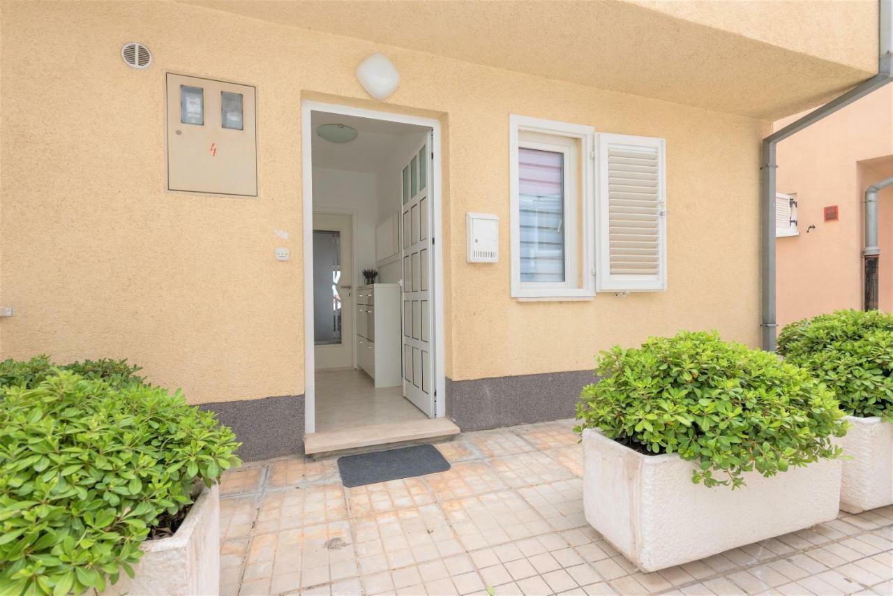 Apartment Andor Makarska Exterior foto