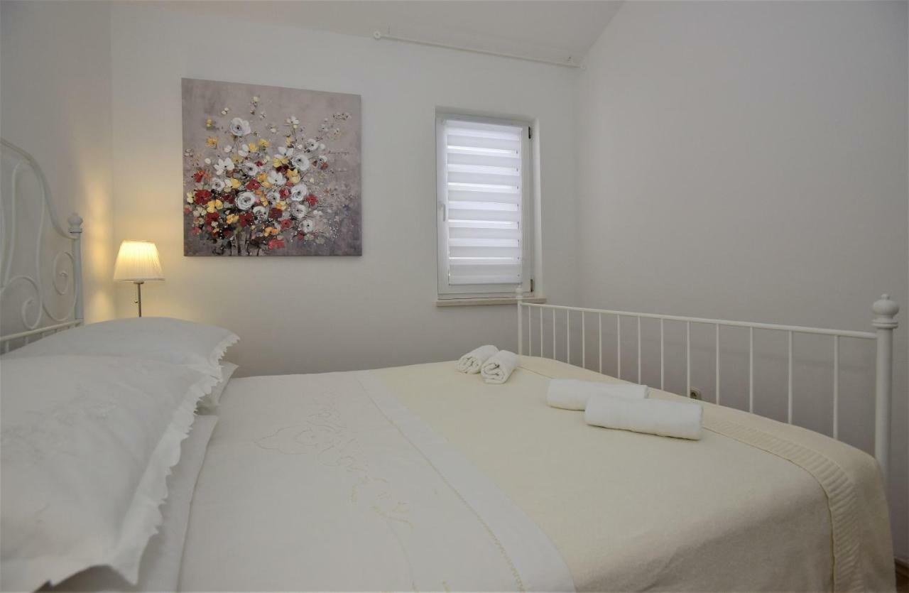 Apartment Andor Makarska Exterior foto